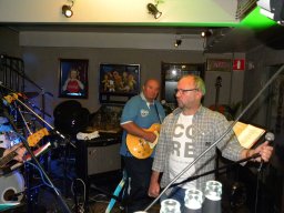 Cafe Revue